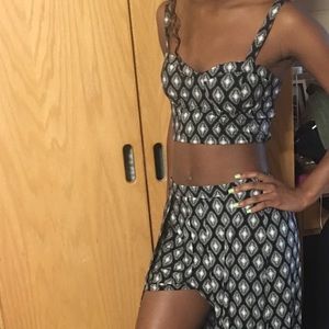 Black and white crop top set